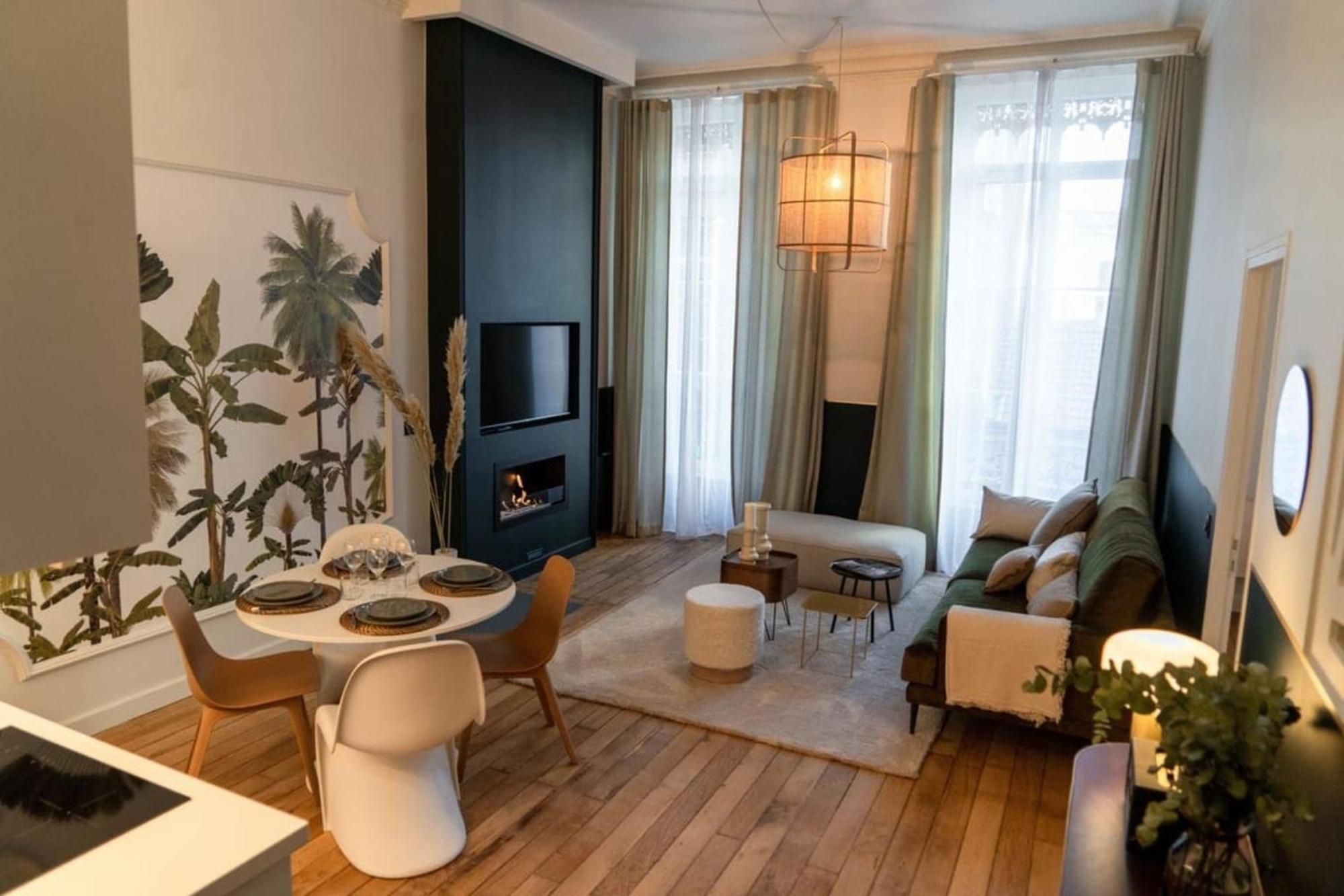 Beige Hospitalite - Coco - Hypercentre-2Chambres-Parking-Zen 생테티엔 외부 사진